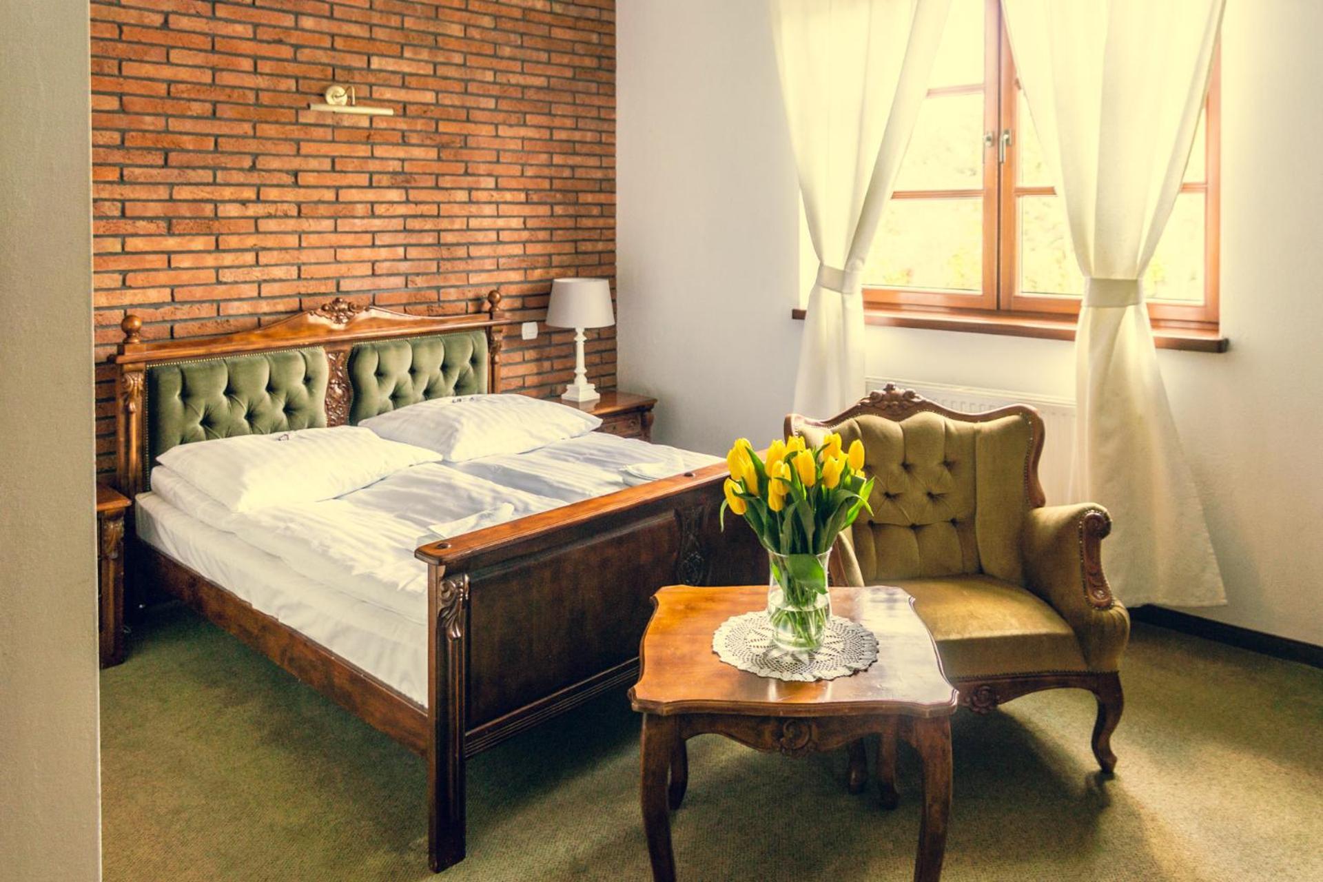 Folwark Stara Winiarnia Hotel Mszana Dolna Ngoại thất bức ảnh